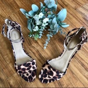 Women’s cheetah print heels